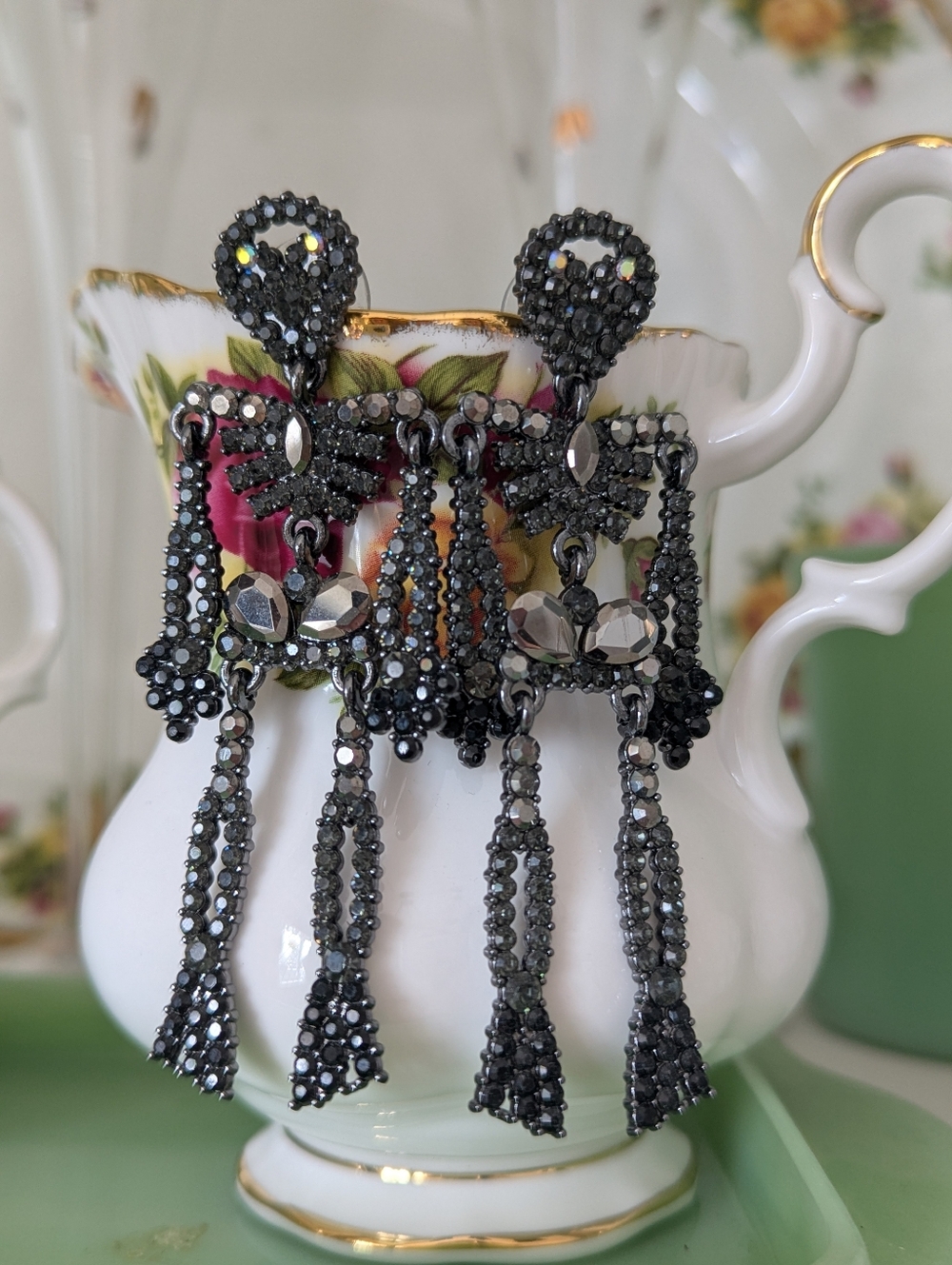 💀🖤Earrings Statement Black Crystal Skeleton Halloween Costume Whimsigoth - Picture 8 of 8